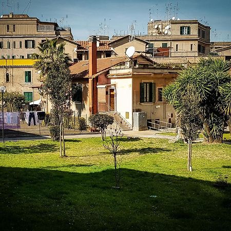 Casa Di Amici Alla Garbatella Roma Exterior foto